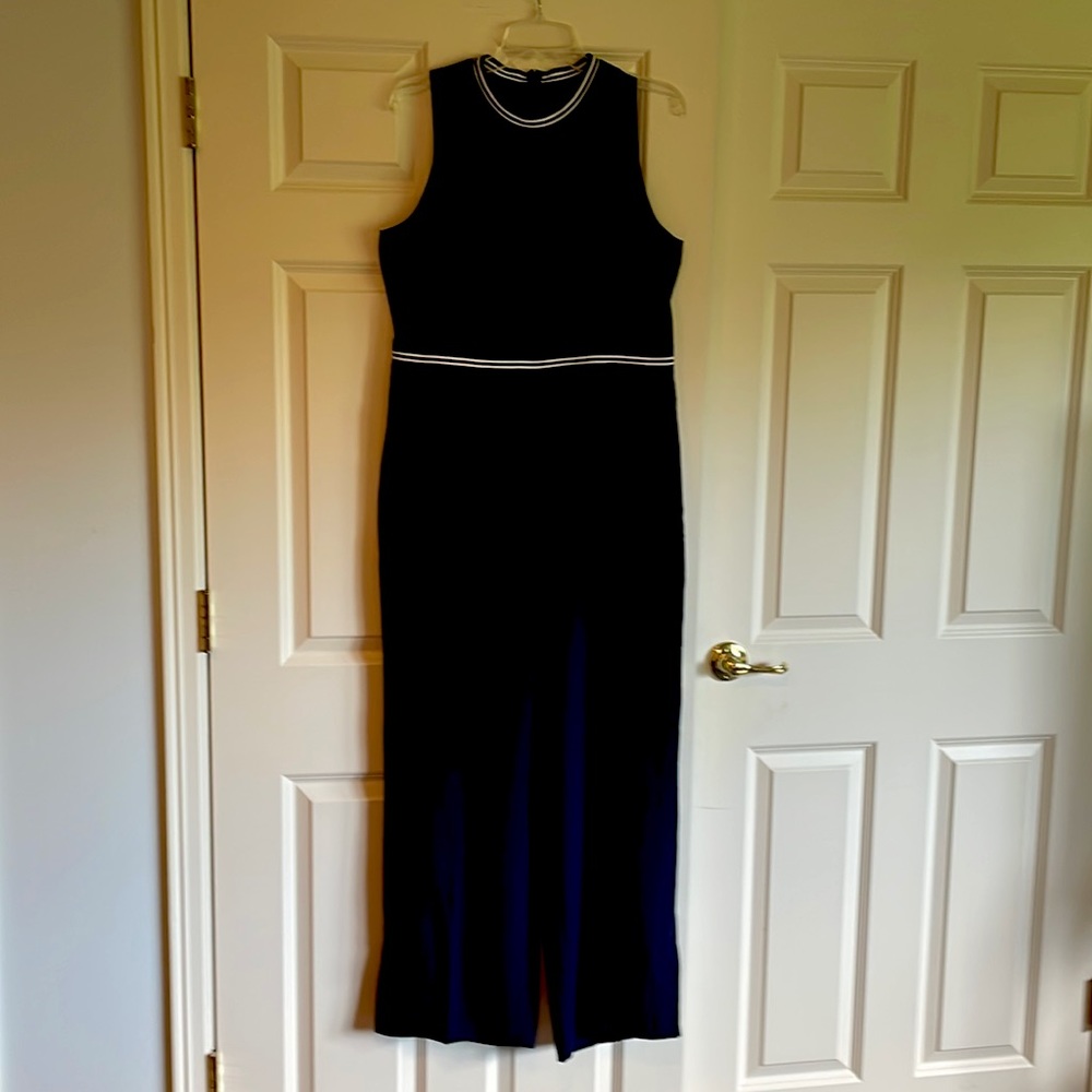 Banana republic, navy and white jumpsuit size 12